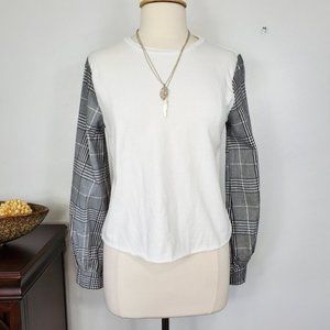 Seven Sisters Mixed Media Pullover Top With Plaid Sleeves NWT Size M (Juniors)